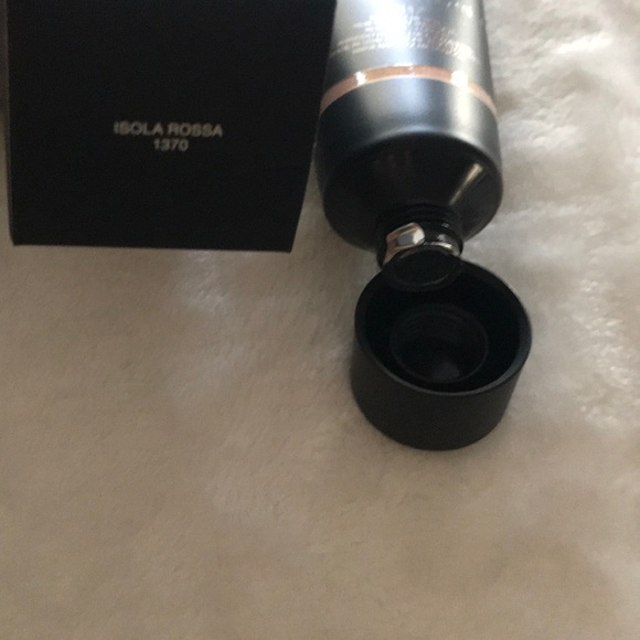 Sealed and brand new NARS - Picture 2 of 2